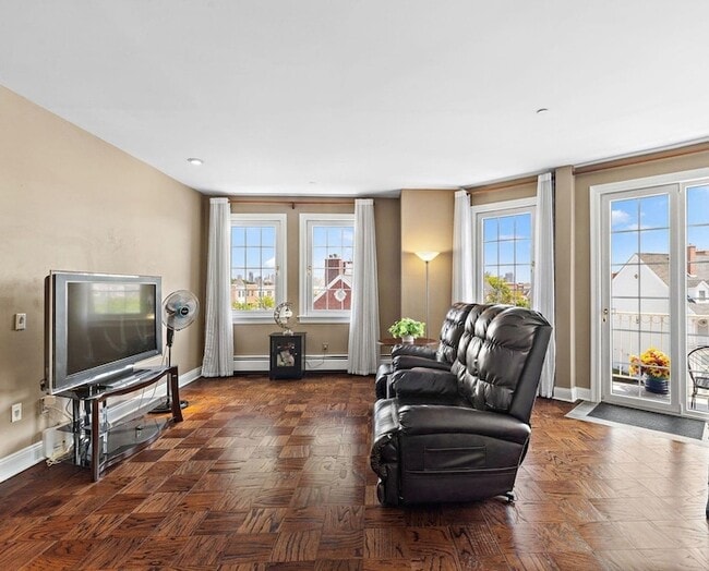 Foto del edificio - 205 Shearwater Ct W