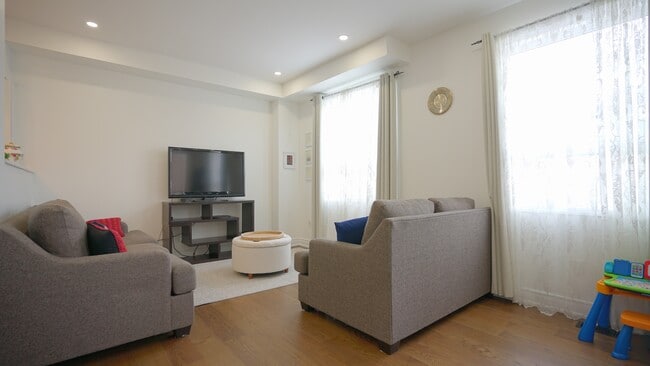 Building Photo - 7155-7155 Magistrate Terrace