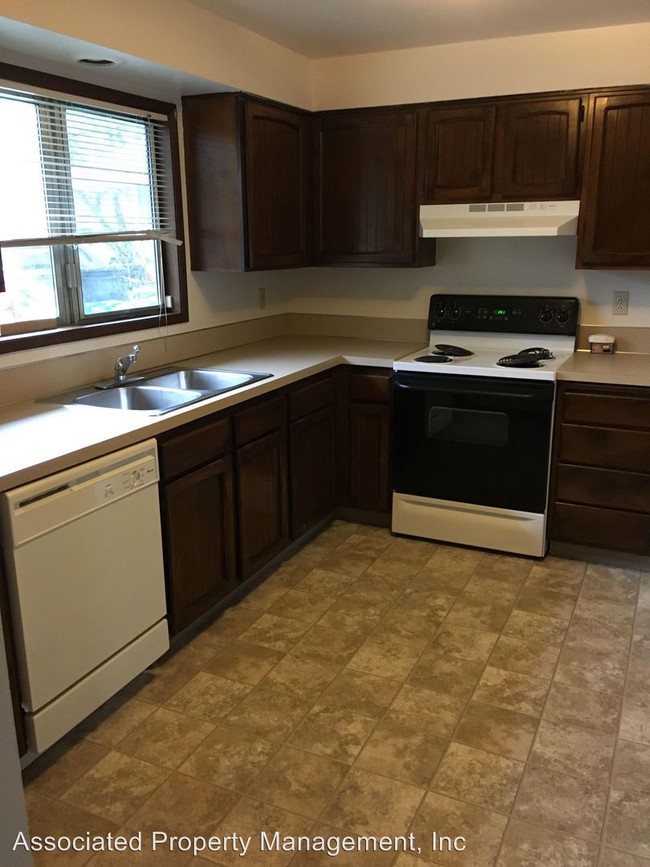 Foto del edificio - 2 br, 2 bath House - 2437 SE 53rd Ave