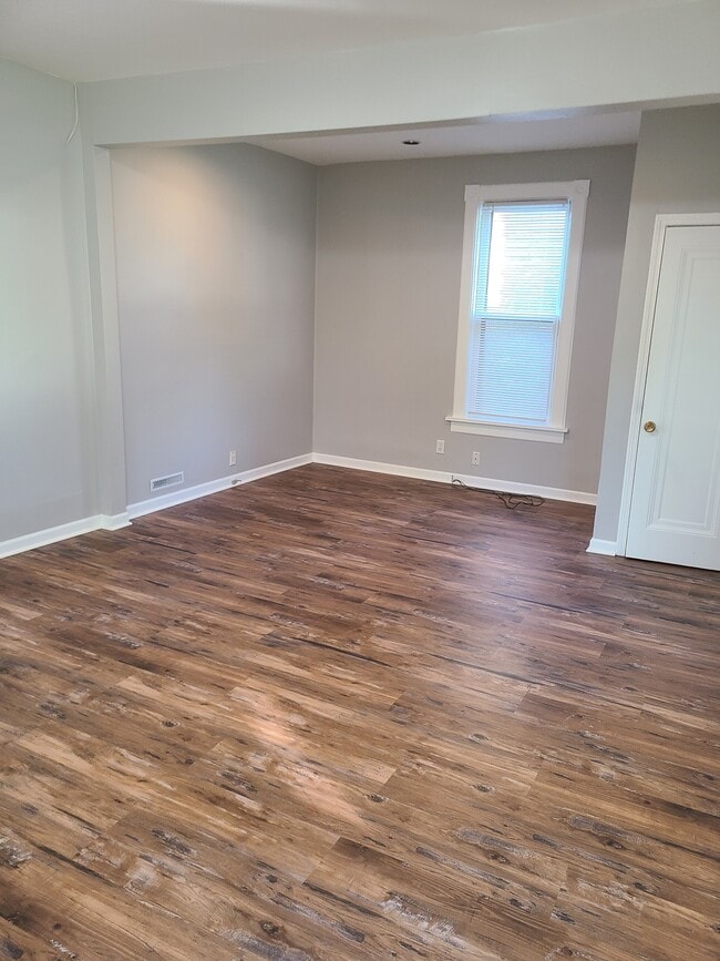 Foto del edificio - 3981 S Pine Ave