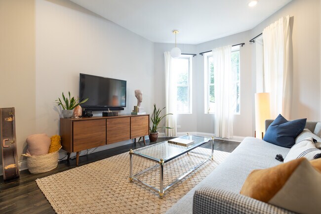 Foto del edificio - 925 N Mozart St