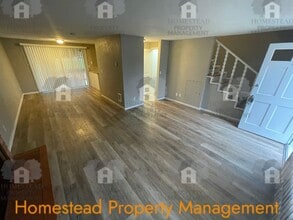 Building Photo - 3822-3828 Bayonne Dr SE