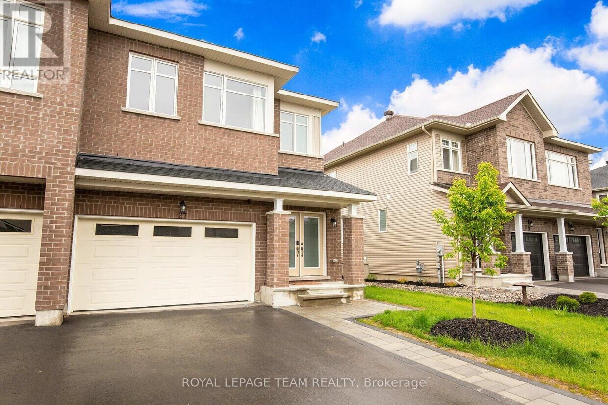 Primary Photo - 27 Antonakos Dr