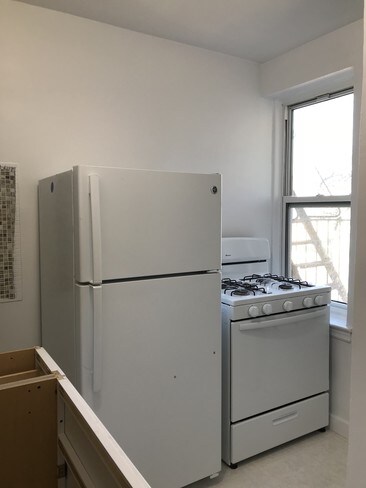 Building Photo - 2855 Ocean Ave