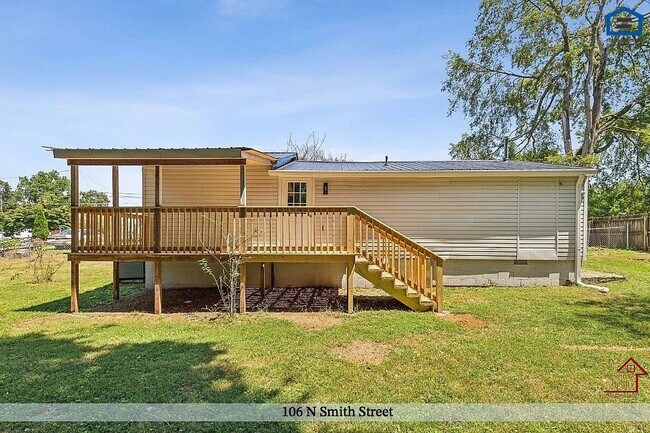Foto del edificio - 106 N Smith St