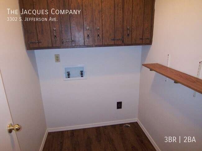 Building Photo - 3302 S Jefferson Ave