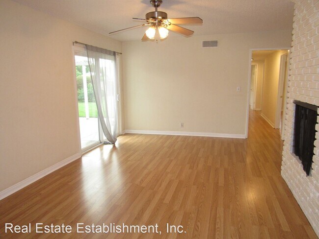 Building Photo - 3 br, 2 bath House - 1228 E. Culver Avenue