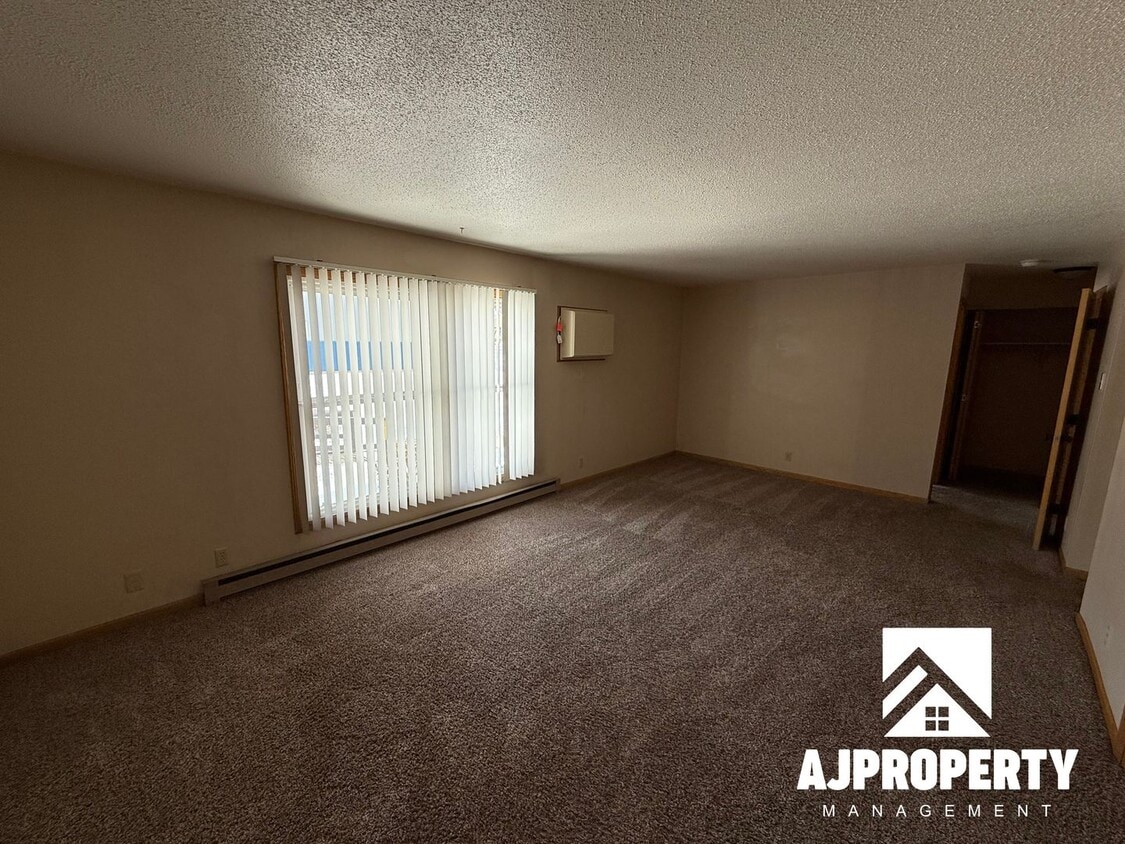 Foto principal - Canyon Ave