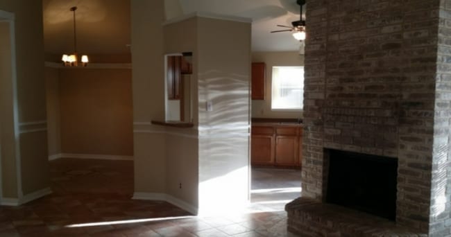 Building Photo - 7808 Forest Ranch