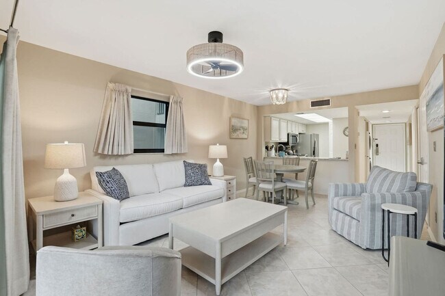 Foto del edificio - 600 Neapolitan Way