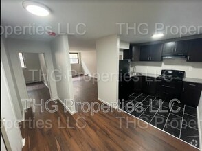 Building Photo - 259 Reynolds Terrace