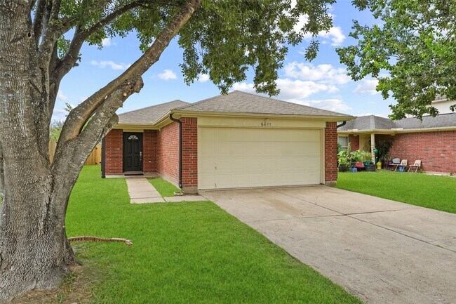Foto del edificio - 6011 Beaconridge Dr