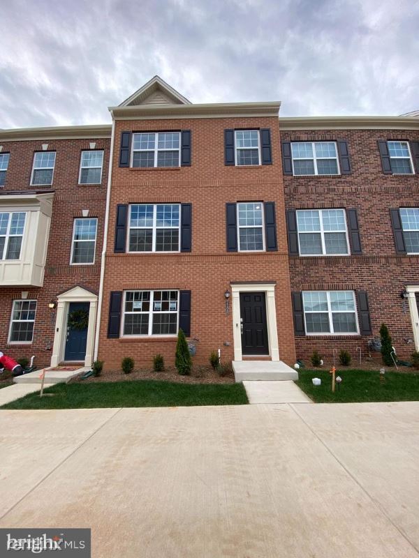 Primary Photo - 3 br, 4 bath Townhome - 7126 Mchenry Mews