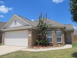 Building Photo - 2423 Lofty Falls Ct