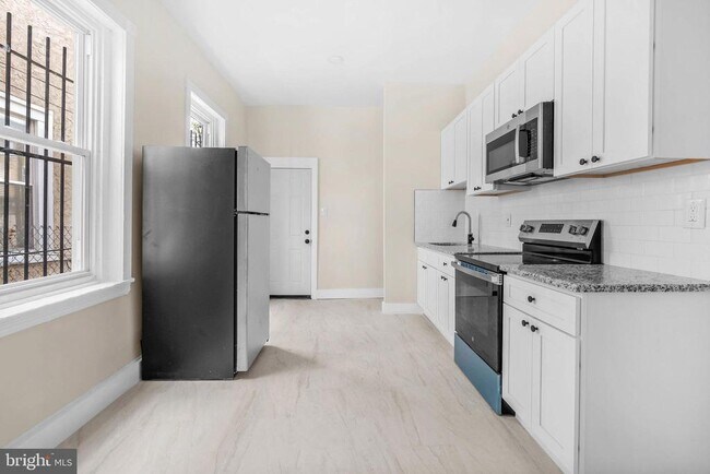 Building Photo - 4288 Viola St