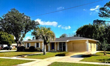 Building Photo - 1585 Providence Blvd