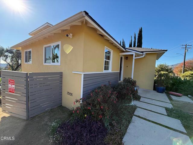 Foto del edificio - 300 W Loma Alta Dr