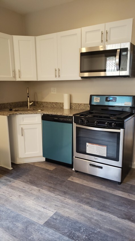 kitchen - 1206 Pine St