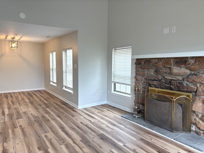 Building Photo - 106 Remington Ct