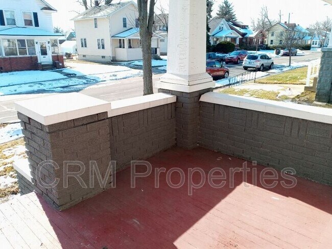 Foto del edificio - 644 Greenlawn Ave