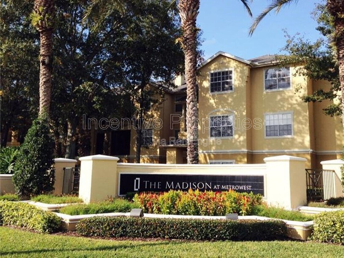 Foto principal - 2624 Robert Trent Jones Dr