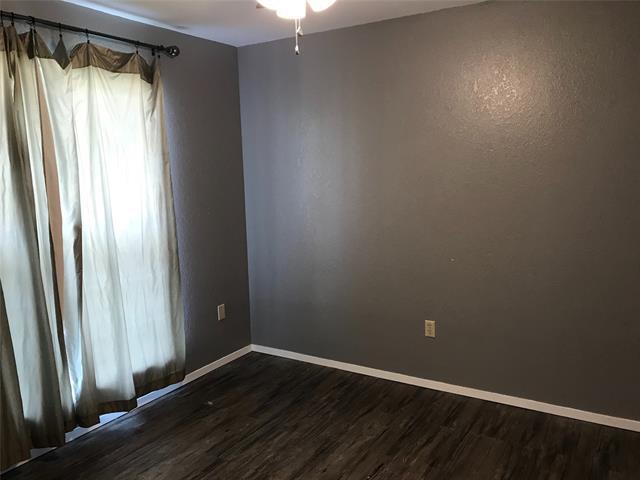 Building Photo - 31 Shady Brook Cir