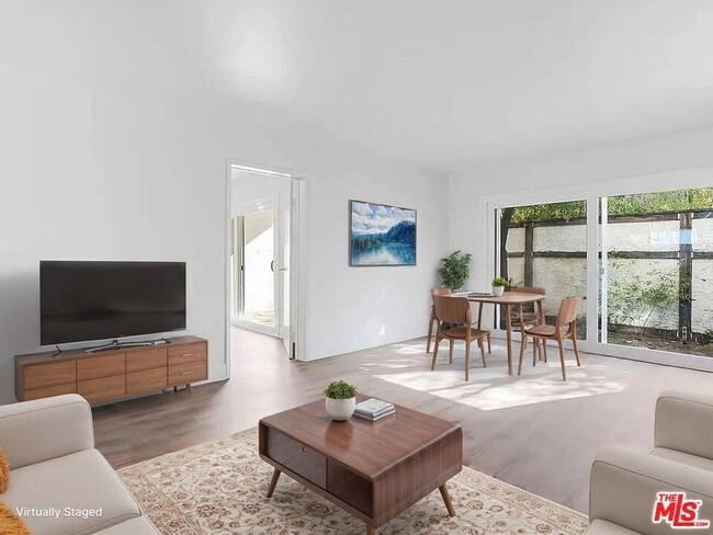 Building Photo - 1813 9th St