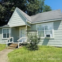 Building Photo - 3924 5th St Building Photo - 3924 5th St