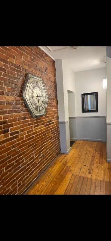 Building Photo - 181 Chestnut St