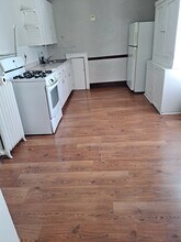 Building Photo - 401 Curtice St W