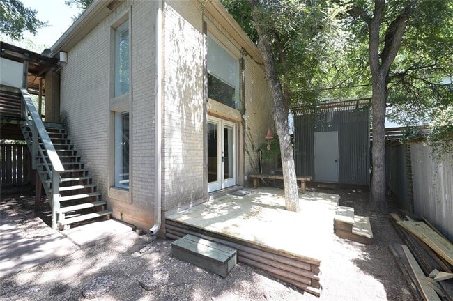 Building Photo - 1603 Courtland Ln