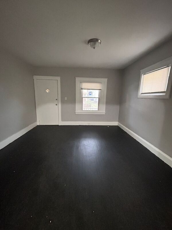 Foto del edificio - 10101 North Blvd