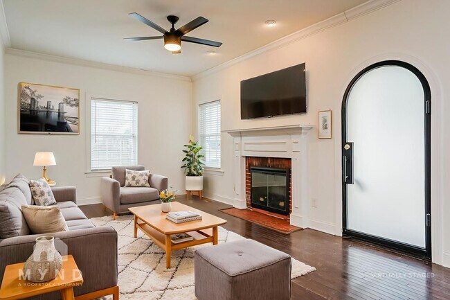 Foto del edificio - 211 Idlewild Ave