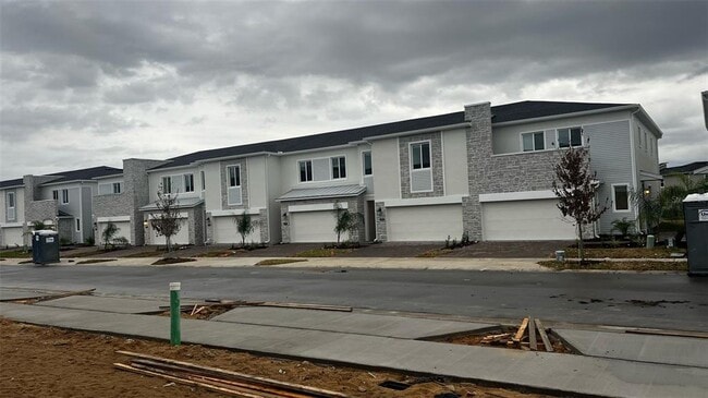 Building Photo - 320 Nine Iron Dr