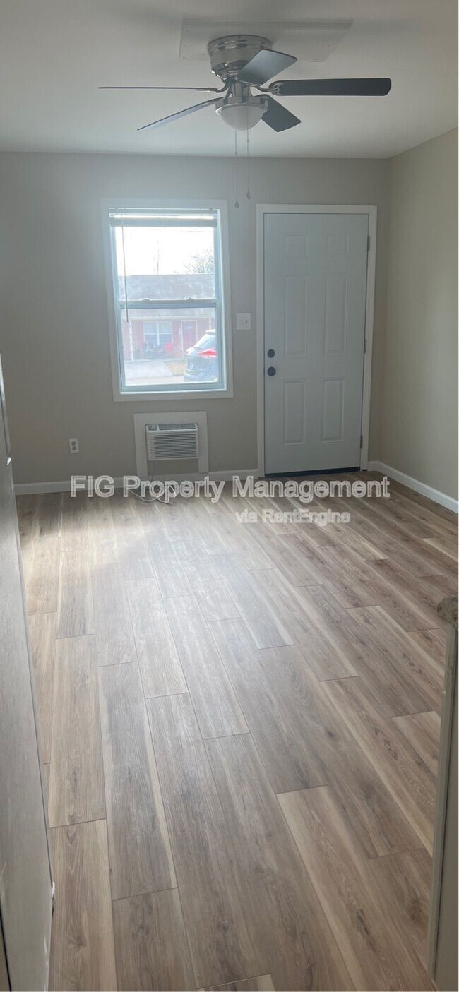 Foto del edificio - 2311 Holbrook Dr