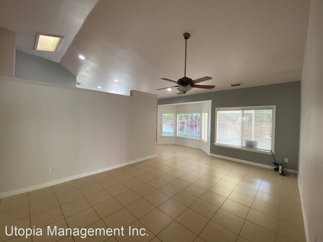 Foto del edificio - 3 br, 2 bath House - 4040 Kona Ct.