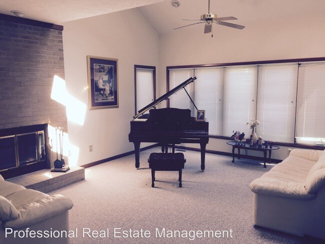 Foto del edificio - 206 Woodburn Dr