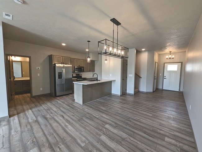 Building Photo - 6705 W Gresford Pl