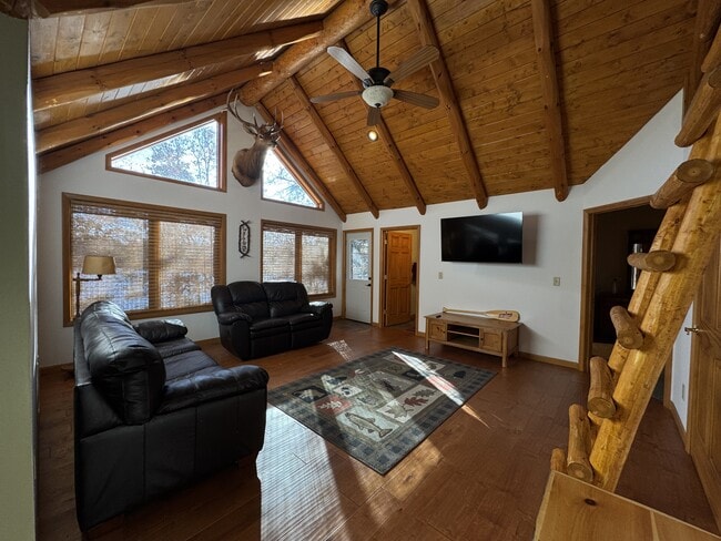 Building Photo - N. N Townline Rd