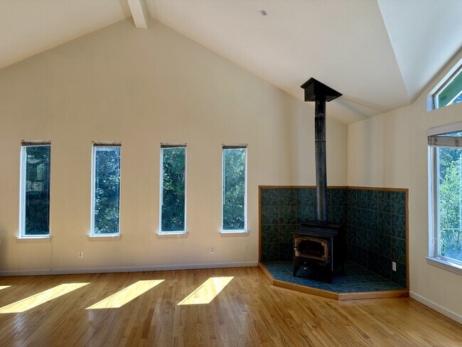 Foto del edificio - 25060 Soquel San Jose Rd