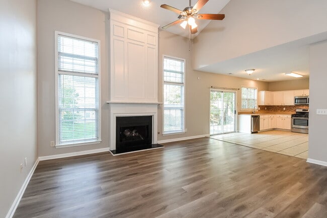 Building Photo - 4125 Ridgefair Dr