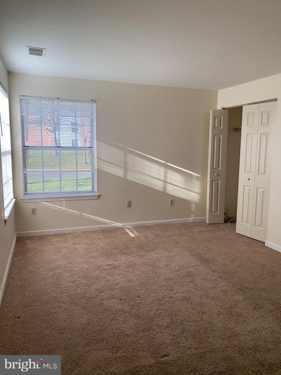 Foto del edificio - 6609 Rapid Water Way