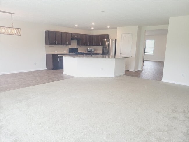 Building Photo - 15606 Barton Orchard Ln
