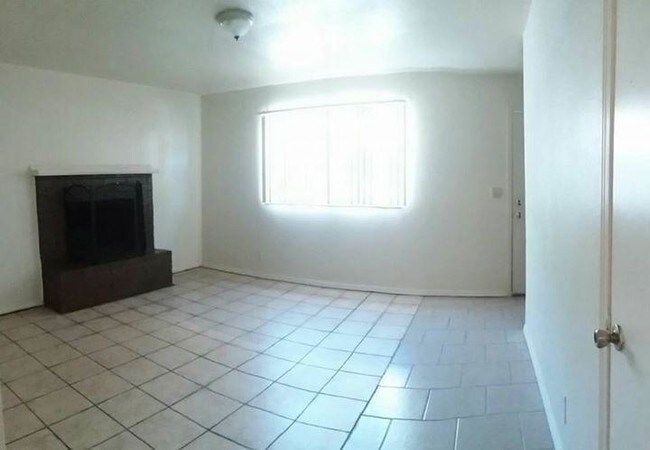 Foto del edificio - 2162 S 109th East Ave #B