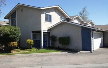 Building Photo - 1738 Lynne Dr