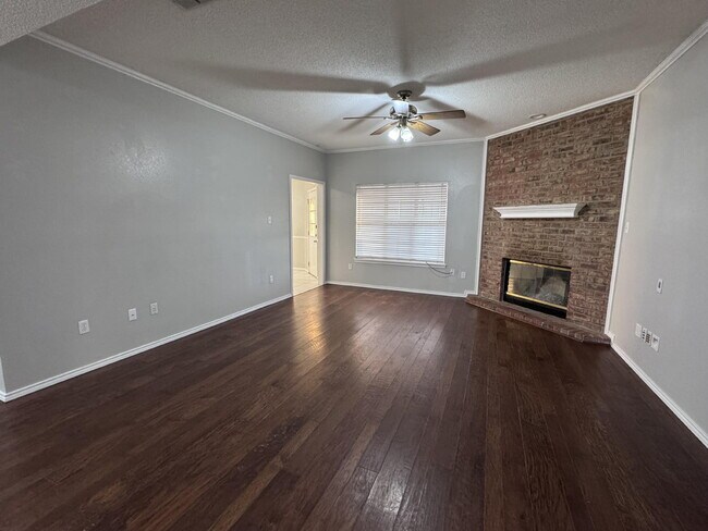 Foto del edificio - 5621 126th St