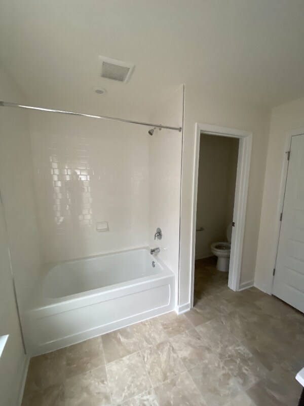 Foto del edificio - 7702 Leeds Castle Ln