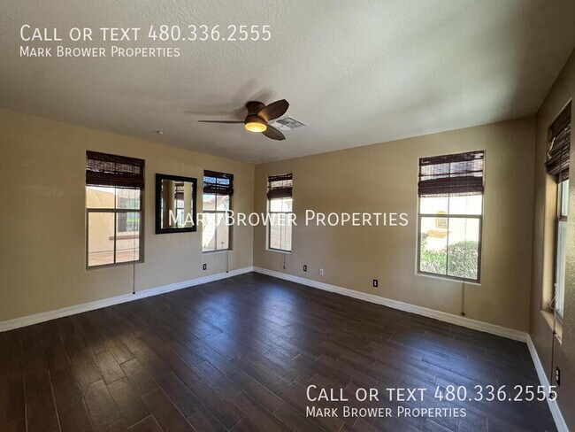 Foto del edificio - 21104 W Sage Hill Rd