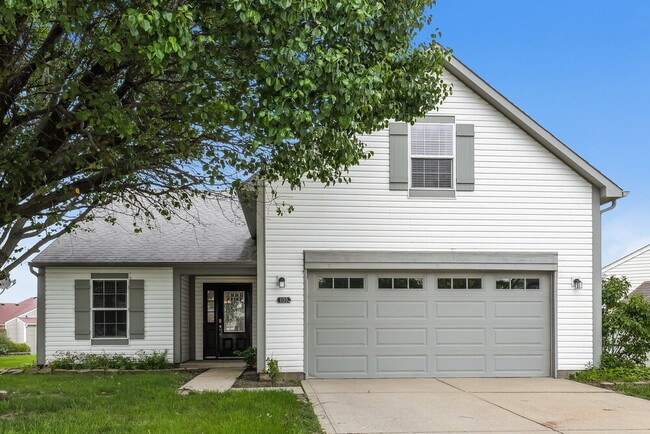 Building Photo - 1120 Central Park Blvd N