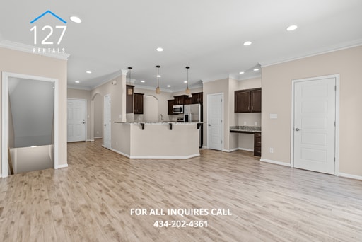Building Photo - Luxury Townhome for Rent in Timberlake – 4...